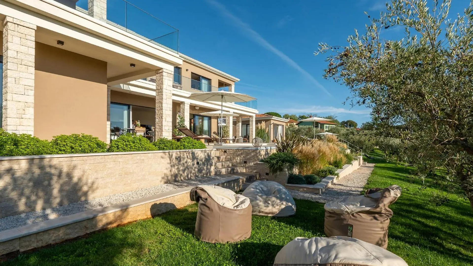 Villa Christall Kaštelir 0*,
